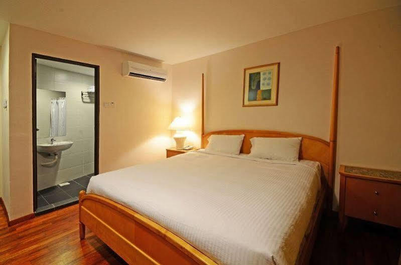 Oyo 430 Oak Valley Boutique Hotel Johor Bahru Exterior foto